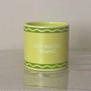 Crayola Fresh Bamboo Scent “Keep Moving Forward”6.3-oz. Candle Jar- Citron